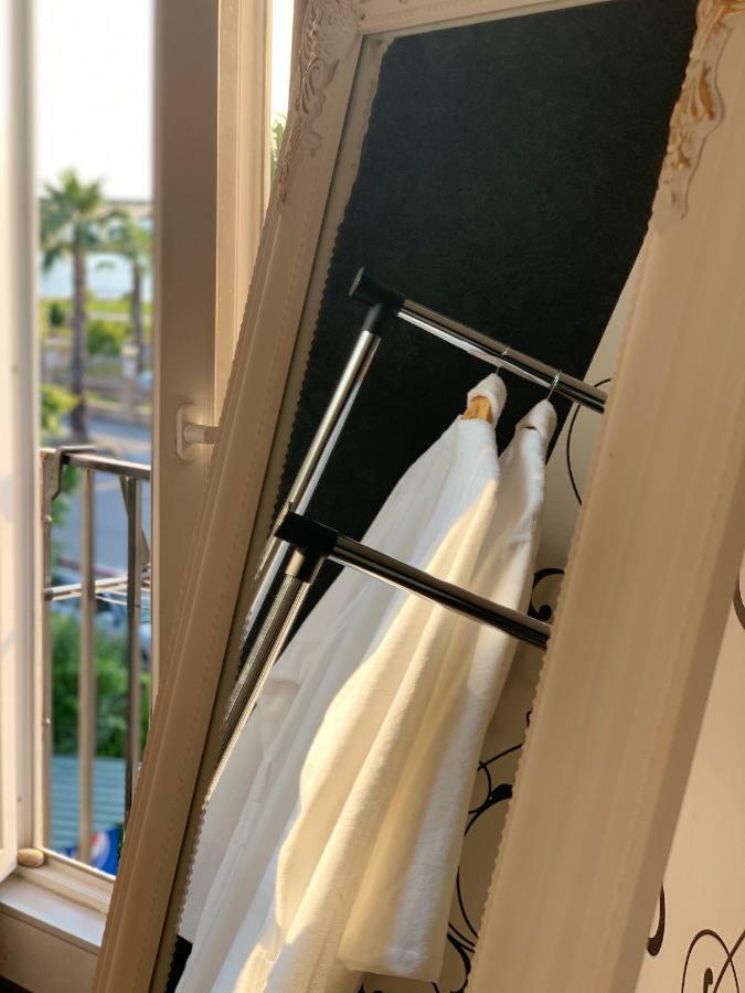 Hotel White House 아나클리아 외부 사진